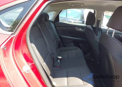 2019 Kia Forte Lxs из США, поврежденный, VIN 3KPF24AD7KE042785